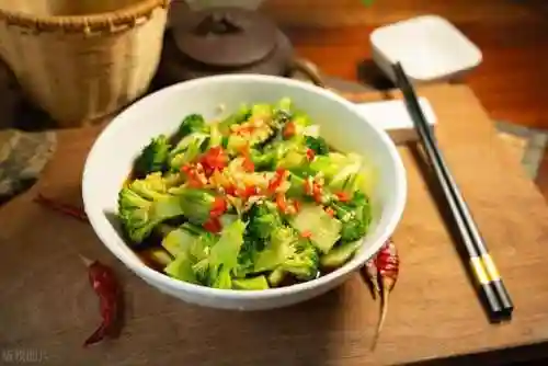 减肥食谱一周瘦10斤(减肥最快的食谱5天瘦十斤)插图1