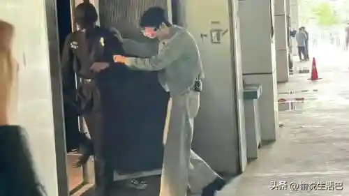 密室最佳阵容搭配图(最佳阵容3232吃人攻略)插图5