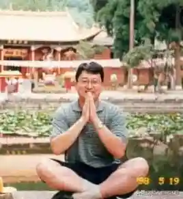 140人飞机遇难(载有100人的飞机坠毁)插图7