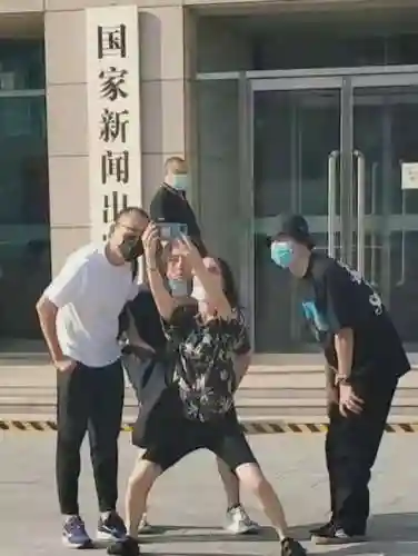 无名 演员阵容搭配图片(无名之龙斗技场最强阵容)插图4