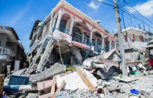 地震是几楼最危险(2024将爆发大地震)