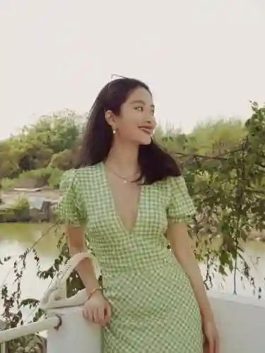 清纯阵容搭配推荐女生图片(清纯干净的女生穿搭)插图7