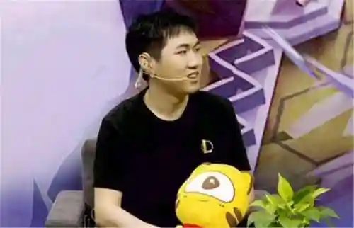 龙神萌新阵容搭配攻略(萌神战姬最强阵容搭配)