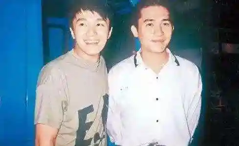 五皇爵骑阵容搭配(皇家骑士团最强12人阵容)插图1