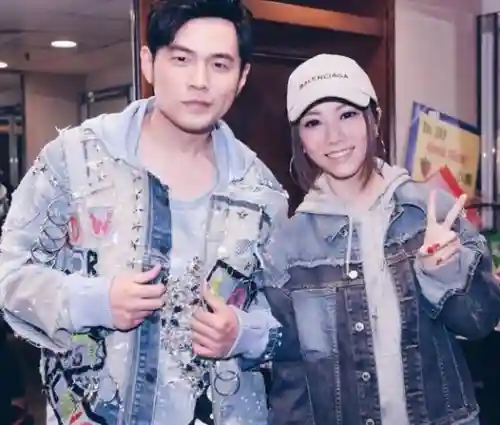 刘德华 周杰伦(刘德华毕业于哪个大学)插图7