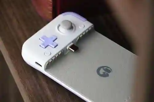 可以随便触摸部位的游戏软件(手游中的四个人物游戏)插图5
