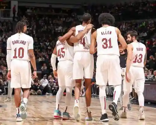 芝加哥公牛阵容搭配图最新(最强nba公牛队满图鉴能加什么)插图4