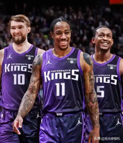 国王队替补阵容装备搭配(nba现役最强替补阵容)