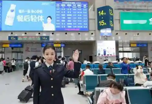 火车时刻表查询系统(去拉萨最美的一班火车)插图1