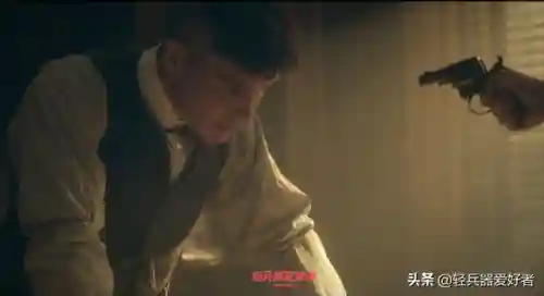 浴血黑帮所有阵容搭配图(云顶之弈s10最强阵容搭配)插图13