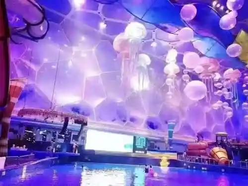 水上乐园图片(水上滑梯)插图4