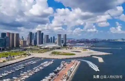 140人飞机遇难(载有100人的飞机坠毁)插图20