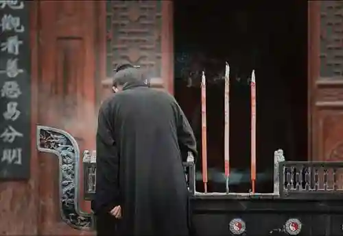 仙缘太重的女人有啥特征(有仙缘身体会出现什么症状)插图3