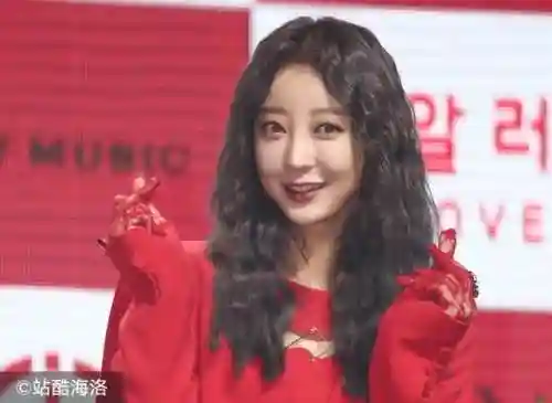 爱心女团阵容搭配图片高清(心形队伍图片)插图4