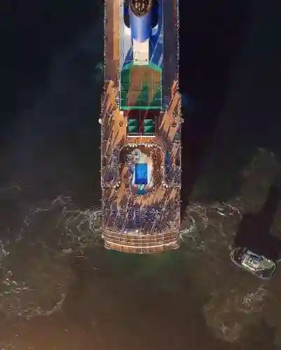 篮球场图片(篮球场地规格尺寸图)插图6
