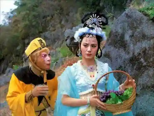 嫦娥仙子阵容搭配推荐图(嫦娥适合什么阵容)插图1
