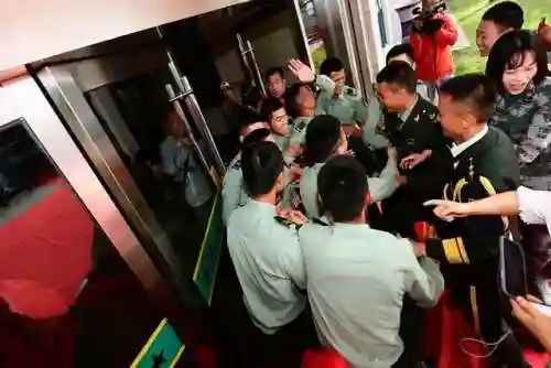 天缘婚礼阵容搭配图(缘分阁满缘分怎么搭配)插图10