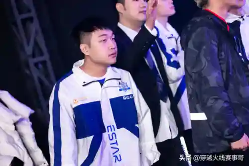 枪战王者组合搭配阵容图(枪手斗士配什么阵容)插图5