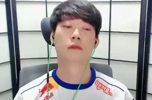 人族后期阵容搭配图片(道友请留步人族最强阵容和装备)
