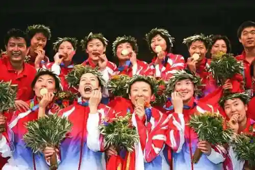 王者女排阵容搭配图片大全(王者荣耀女英雄高跟图片)插图2