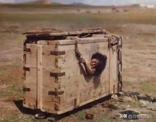 鬼图片大全100张(吓我一跳图片)插图15