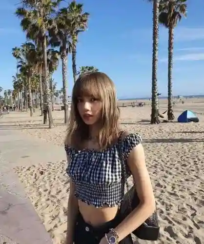 清纯阵容搭配推荐女生图片(清纯干净的女生穿搭)插图10