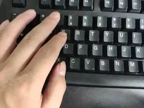 炫舞勇士无双搭配阵容(qq炫舞战旗最好的阵容)
