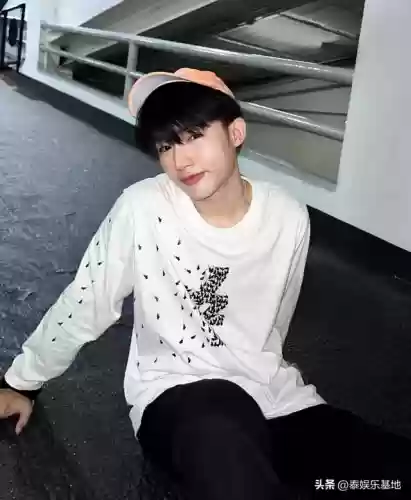 腹肌男团阵容(游戏男角色腹肌)插图13