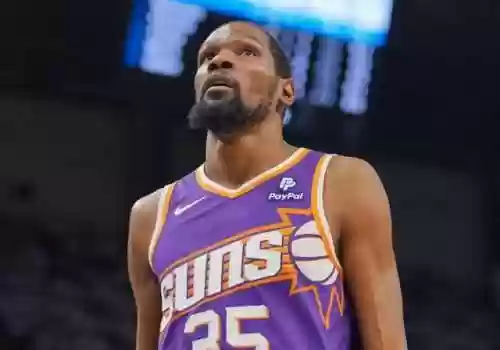 最强阵容库里(最强nba库里突破加点)插图1