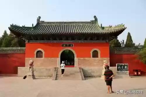 网游之天下第一村(十大公认神级网游小说)插图4