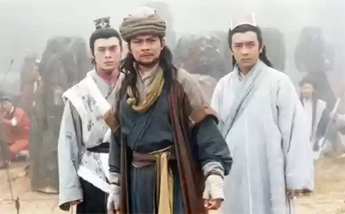 云顶之弈独斗阵容(云顶之弈斗法海给什么装备)插图2