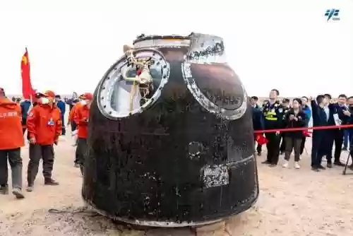 神舟15号载人飞船对接(神舟十六号飞船发射成功)插图37