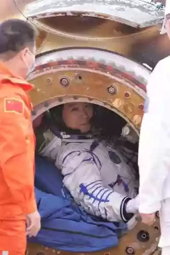 神舟15号载人飞船对接(神舟十六号飞船发射成功)插图20