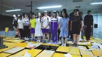 茶馆话剧阵容(茶杯头戏剧狂热攻略)插图2