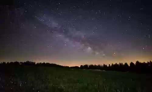 星空意境的唯美句子(浪漫句子大全)插图2