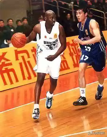 山东金斯顿历年阵容(尤文图斯历年阵容一览)插图2
