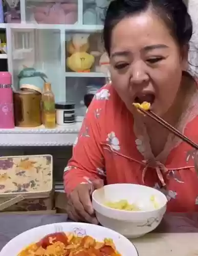 泡泡龙脸上的黑斑是怎么回事(脸上出现黑色凸起黑斑)插图21