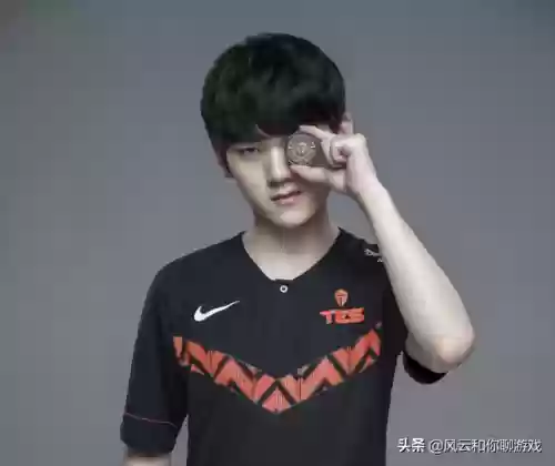 狼行雷达哥阵容搭配(雷主后期最强阵容搭配)插图1