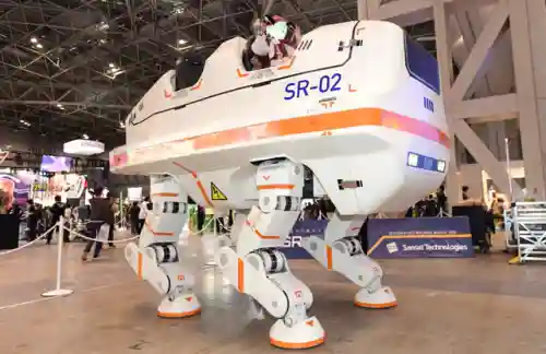 汽车变形机器人游戏(自由城市机器人无敌版游戏特色)插图1