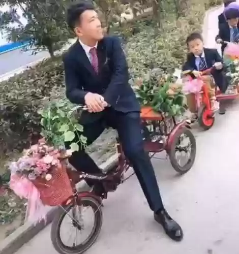幼教老师阵容(赞美幼儿园老师)