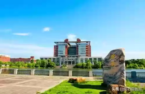 985电竞专业大学(十大正规电竞学校)插图4