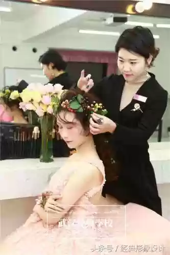 美容阵容拼(新型美容院模式)插图7