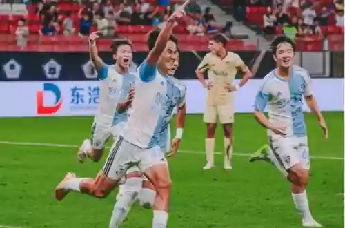 点球大战上海队阵容(最佳球会最强阵型)插图4