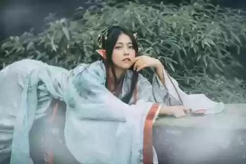 鸿蒙修神决林凡(鸿蒙龙头股票有哪些)