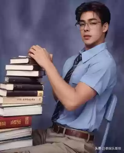 腹肌男团阵容(游戏男角色腹肌)插图1