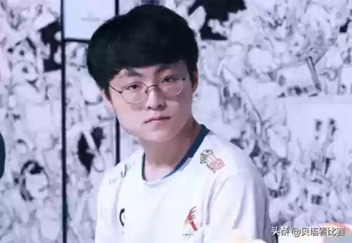 韩媒评选年度最佳阵容是(韩国足球历史最佳阵容)插图3