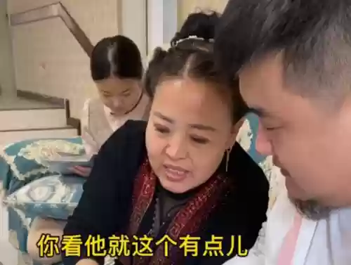 泡泡龙脸上的黑斑是怎么回事(脸上出现黑色凸起黑斑)插图18