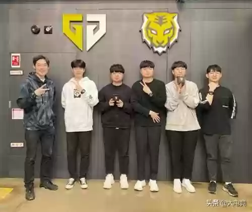 2020阵容合影(2022年王者荣耀最佳阵容)插图1