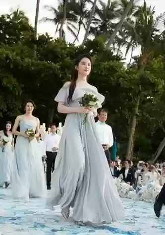 我们的大美妞伴娘阵容名字(结婚当天伴郎伴娘的游戏)插图1 我们的大美妞伴娘阵容名字(结婚当天伴郎伴娘的游戏)插图1