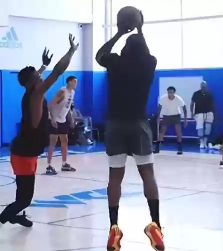 二前锋阵容(nba2kol2大前锋推荐平民)